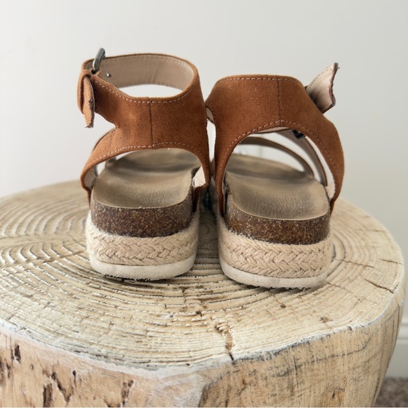 Art Class Kids Girls' Agatha Buckle Footbed Sandals Size 1 - Picture 5 of 7